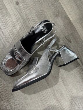 Gianni Bini Metallic Silver Slingback Block Heel Loafers - Women's